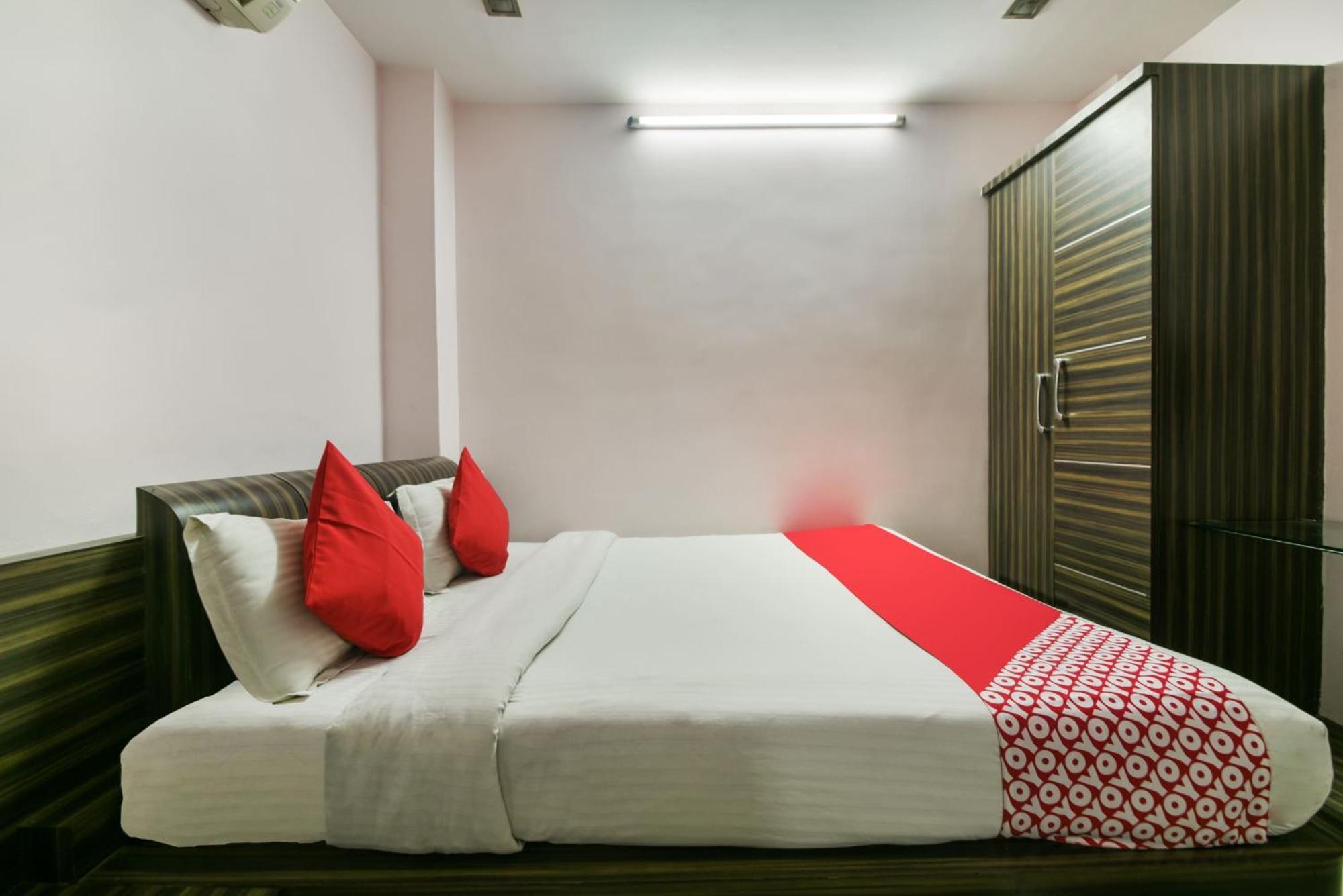 Oyo Hotel Ajanta Hamirgarh Exterior photo